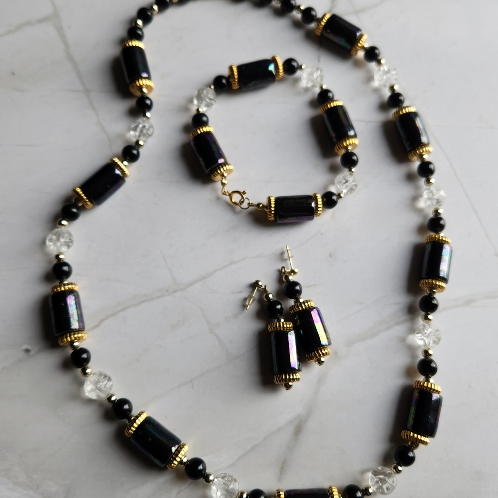 Vintage Iridscent Black Beaded Necklace Set